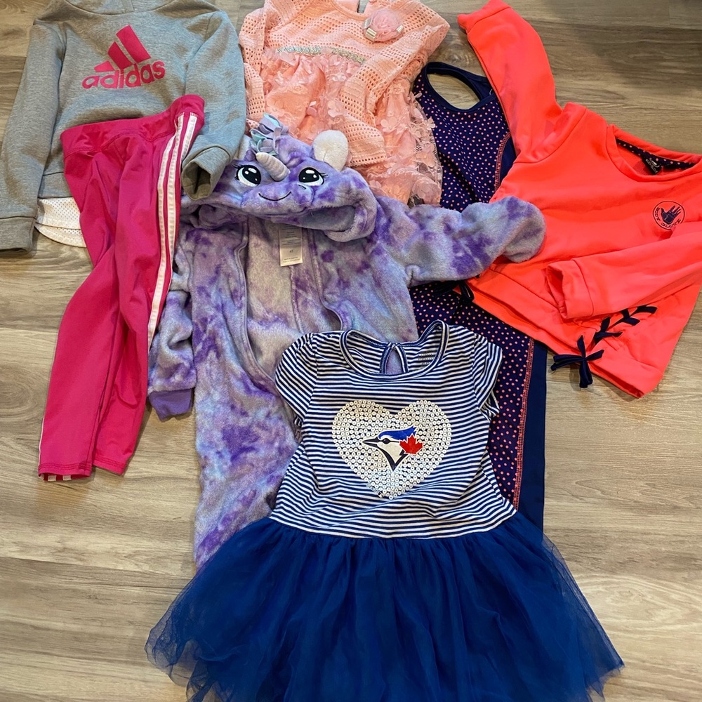Girls Size 4 bundle, all in GUC.